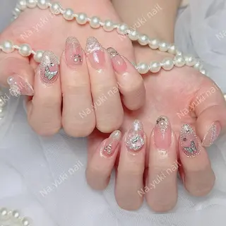 ネイル Queenie 🦋のネイルデザイン