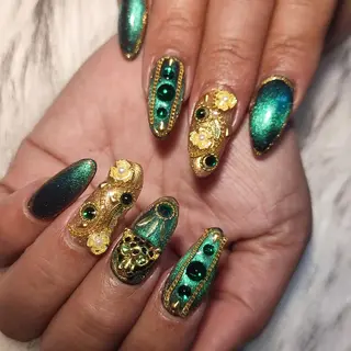 ネイル RUNWAY 　　の眉毛・アイブロウイメージ