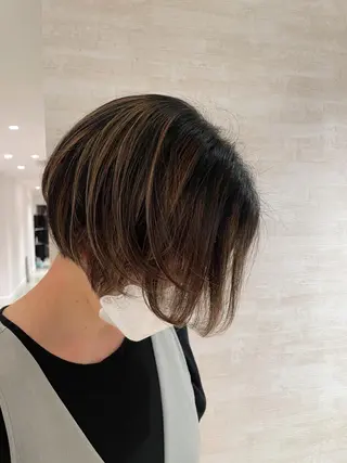 ショート カラー 高橋 涼香のヘアスタイル