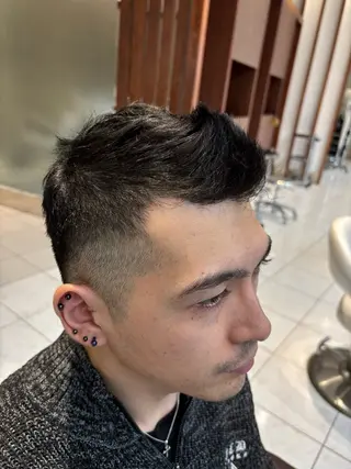 メンズ 篠田 綾乃のヘアスタイル