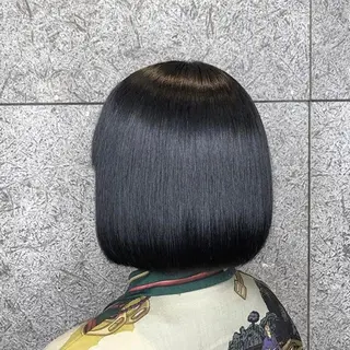 ショート カラー カトウ ユウカのヘアスタイル