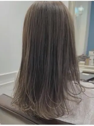 ロング 柔らかい透明感カラー 🫧ゆうしん/高宮のヘアスタイル