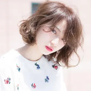 ミディアム 田中 優のヘアスタイル