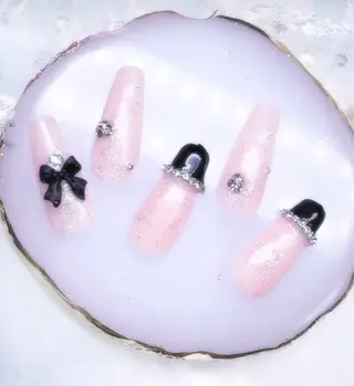 ネイル Riley 🌻のネイルデザイン