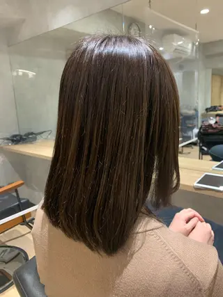 セミロング カラー エンドウ ミノリ🤎 /半個室/レイヤーのヘアスタイル