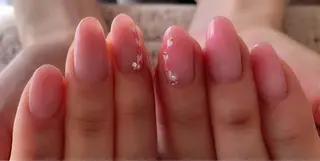 ネイル t. yoshizawaのネイルデザイン