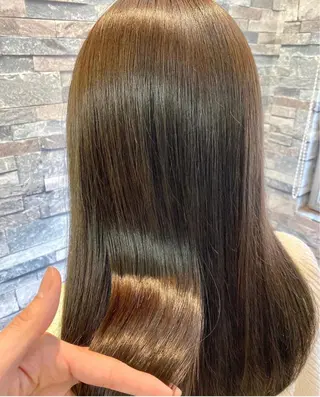 ロング カラー 蟹江 聡太✨レイヤーカットのヘアスタイル