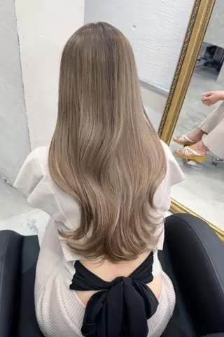 ロング カラー 三浦 夢菜のヘアスタイル