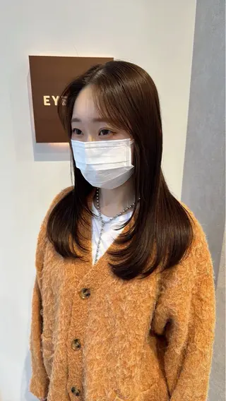 セミロング 櫻井 沙恵のヘアスタイル
