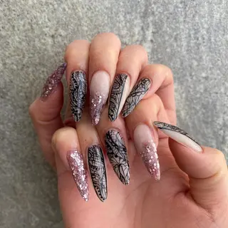 ネイル 【やり放題専門店】 スカルプ＆長さ出しのネイルデザイン