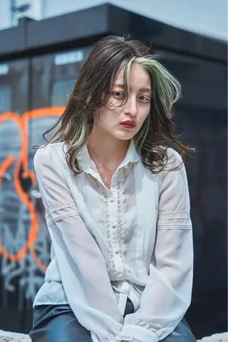 セミロング ❄️💛エクステ ブリーチ❄️yukiのヘアスタイル