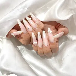 ネイル WISTERIA azusaのネイルデザイン