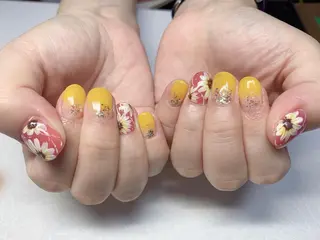 ネイル 池崎 美穂のネイルデザイン