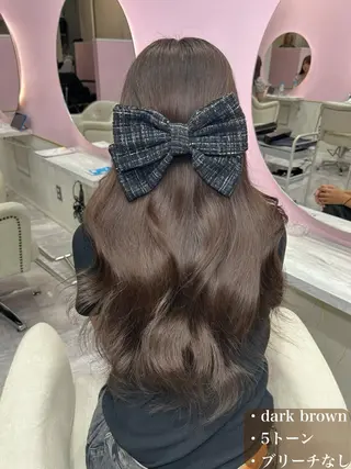 ロング カラー 笹木 小夏のヘアスタイル