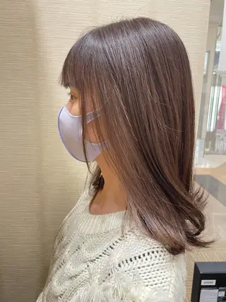 ミディアム Yui ユイのヘアスタイル