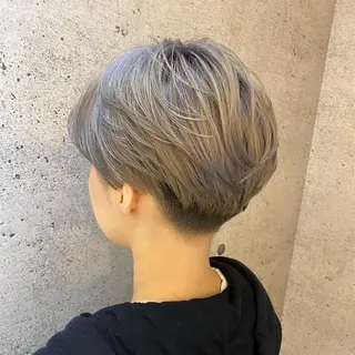 ショート カラー 久保 敏之のヘアスタイル