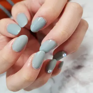 ネイル ネイルサロンベルティ .ひとみのネイルデザイン