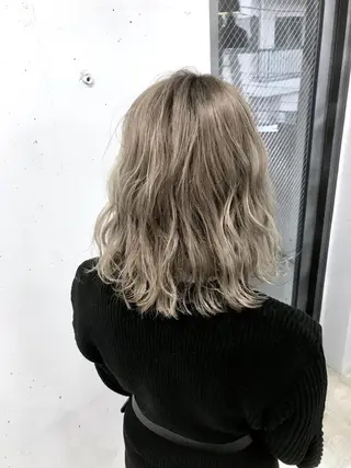 ミディアム カラー lok[ロク] 高田馬場のヘアスタイル