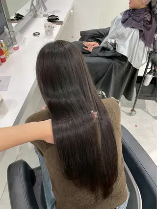 ロング カラー 赤みなし艶カラー🍈 ユウナ🍈🤍のヘアスタイル