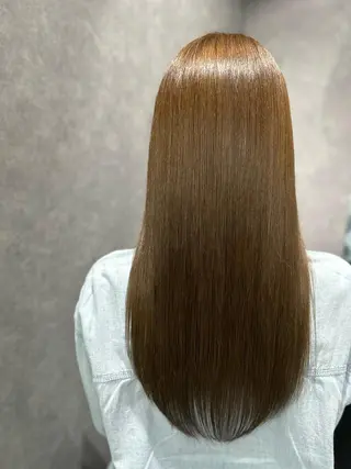 ロング 岩崎 恵実のヘアスタイル