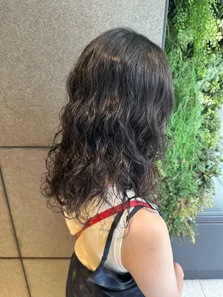 ミディアム パーマ SALOWIN    銀座RAY 2所属・yamashika honokaのヘアスタイル