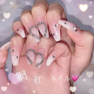 ネイル RiLion💗 Risa🦋💜のネイルデザイン