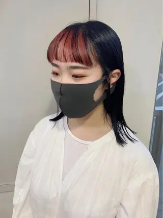 ミディアム ボブ ブリーチ/miinaのヘアスタイル