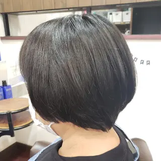 カラー ショート Well‘s黒木🌿 レイヤー💎寒色のヘアスタイル