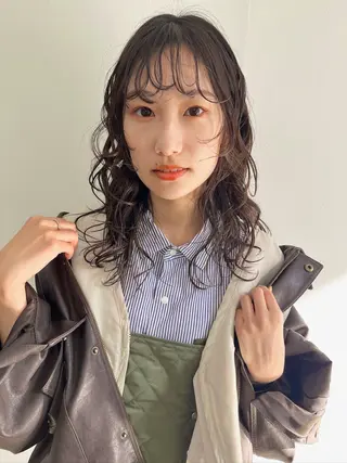 ロング パーマ かのうひなこ🌻 レイヤーカットのヘアスタイル