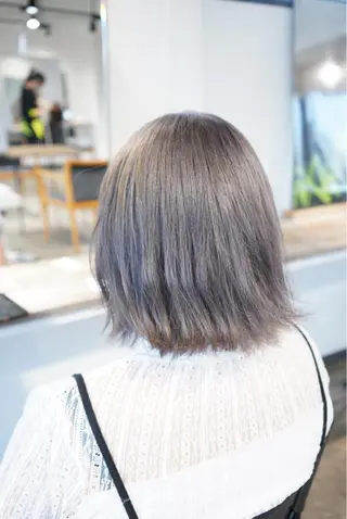 ミディアム カラー ハイトーン/レイヤー /ケアブリーチ石川治のヘアスタイル