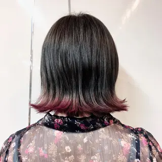 ミディアム カラー ショート・ウルフ✂︎ 安住有咲子のヘアスタイル