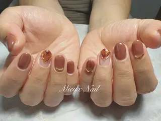 ネイル 市川 麻衣子のネイルデザイン