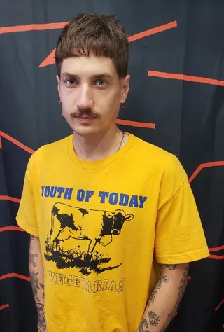 ショート Backbocker所属・ハイトーン/ブリーチ /デザインカラーのヘアスタイル