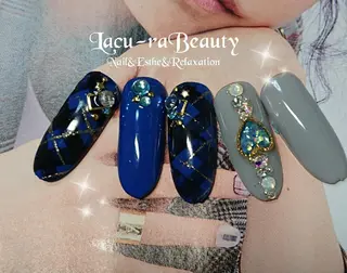 ネイル 小顔と腸の専門店 ラクーラビューティのエステ・リラクイメージ