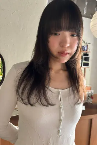 セミロング カラー 永田 愛莉のヘアスタイル