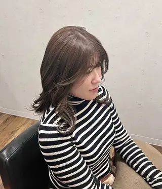 セミロング カラー Rounds by LIEN 錦糸町所属・ナチュラルカラー 錦糸町【三橋衿奈】のヘアスタイル