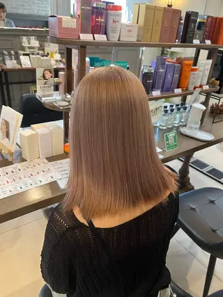 ミディアム カラー Froom🌻 村上夏菜のネイルデザイン