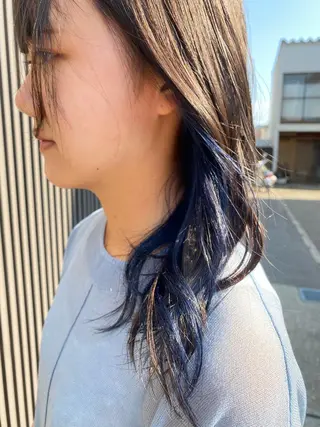 セミロング カラー 多河 遥のヘアスタイル