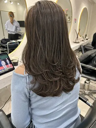 ロング カラー 髪質改善will hairdesignのヘアスタイル