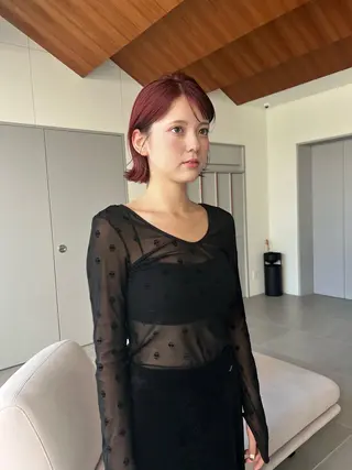 ショート 透けるカラー🫧 Memi🎀のヘアスタイル