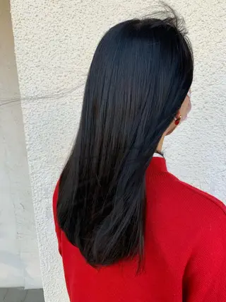 ロング カラー putri 川邉 優花のヘアスタイル