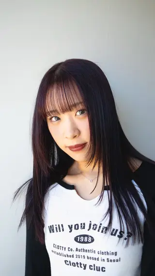 セミロング カラー plus HAIR いずみのヘアスタイル
