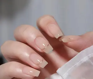 ネイル 💅E•U•B NAIL🌹所属・横浜市中区曙町 ネイルE·U·Bのネイルデザイン