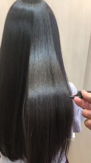ロング 原田 絵里華のヘアスタイル