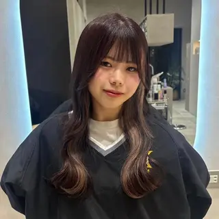 ロング DEAN豊橋店所属・🩵シオリ/透明感/ ハイトーン🩵のヘアスタイル