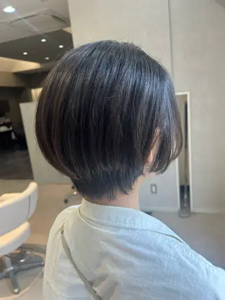 ショート 関 琴美のヘアスタイル