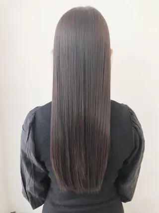 ロング 美髪矯正/髪質改善/ 艶髪🤍伊藤梨紗のヘアスタイル