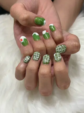 ネイル shiori 🎀のネイルデザイン