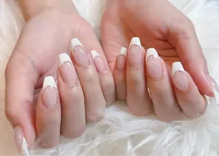 ネイル le'a-レア-【ア イ×ネイル×眉】のネイルデザイン