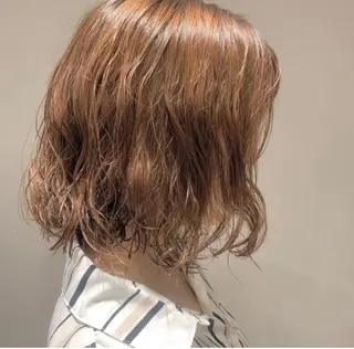 ミディアム パーマ 小森 樹奈のヘアスタイル